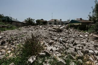 Разрушенный дом Артура Авакяна в Крымске, июль 2017 года